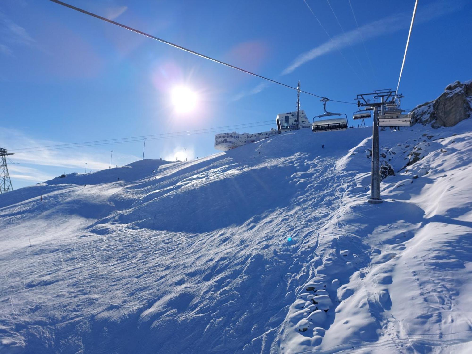Ferienwohnung Laax Mit Traumblick, Grossem Balkon Und Terrasse Buitenkant foto