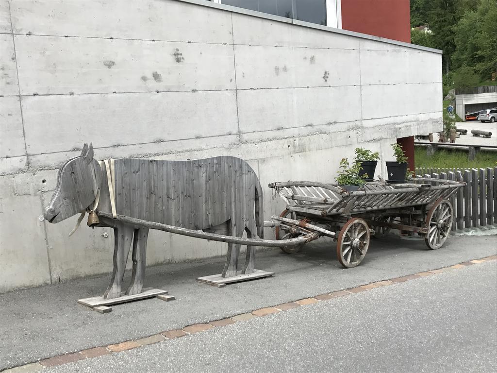 Ferienwohnung Laax Mit Traumblick, Grossem Balkon Und Terrasse Buitenkant foto