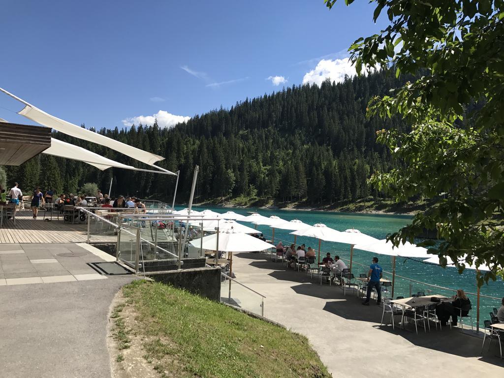 Ferienwohnung Laax Mit Traumblick, Grossem Balkon Und Terrasse Buitenkant foto