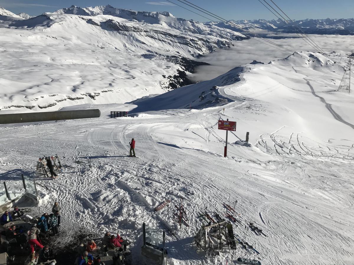 Ferienwohnung Laax Mit Traumblick, Grossem Balkon Und Terrasse Buitenkant foto